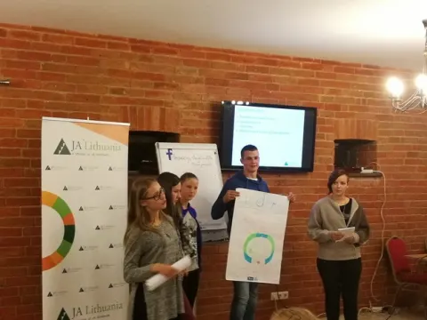 Verslumo stovykla, nuotrauka 6