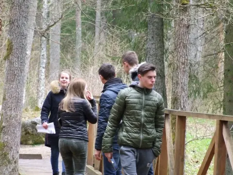 Integruota pamoka ,,Lietuvos saugomos teritorijos geografiniu, kalbiniu ir meniniu aspektu“, nuotrauka 30
