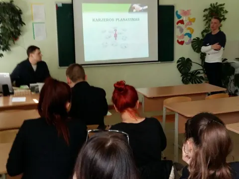 Integruota lietuvių kalbos ir ugdymo karjeros pamoka, nuotrauka 4