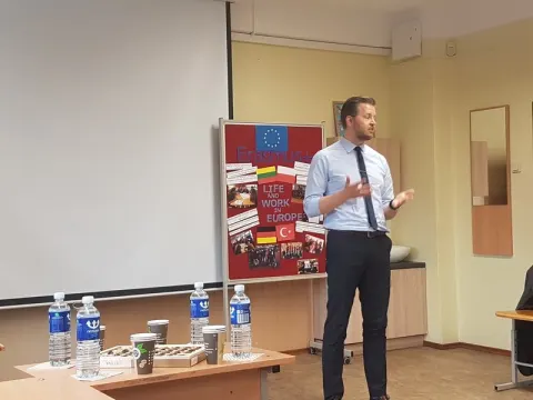 Tarptautinė mokinių ir mokytojų mokslinių, tiriamųjų,kūrybinių darbų konferencija „Tiriam Pasaulį – atrandam Save”, nuotrauka 2