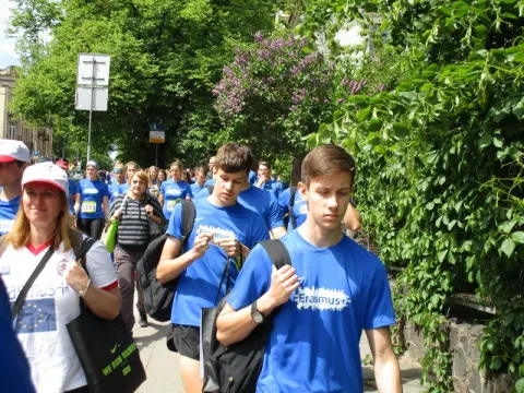 Kauno Veršvų gimnazijos Erasmus+ komanda dalyvavo  DNB/NIKE „WE run Vilnius“ 5 km. bėgime, nuotrauka 1