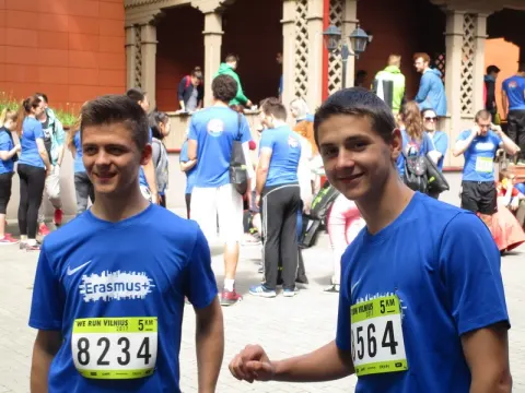 Kauno Veršvų gimnazijos Erasmus+ komanda dalyvavo  DNB/NIKE „WE run Vilnius“ 5 km. bėgime, nuotrauka 12