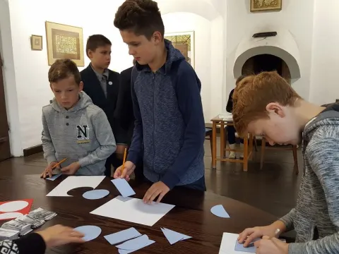 Prekybos žaidimas pirklio namuose, nuotrauka 10