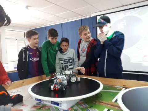 Menai, technologijos ir sportas Ispanijoje, nuotrauka 116