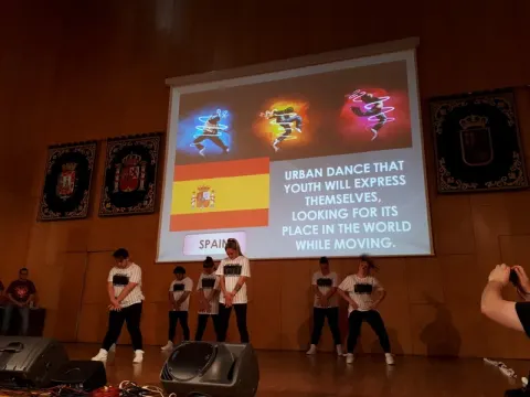 Menai, technologijos ir sportas Ispanijoje, nuotrauka 128