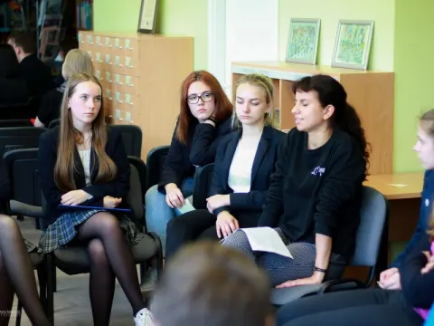Respublikinio projekto „LT1918” renginys Kauno Veršvų gimnazijoje  “Šimtmečio tiltas”, nuotrauka 7