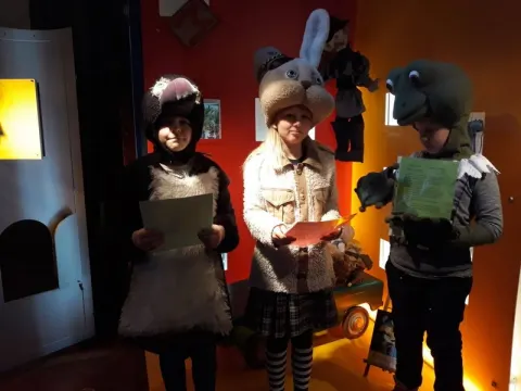 Edukacinė pamoka „Šmurkšt atgal į pasaką”, nuotrauka 1