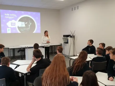 Edukacinė pamoka ,,Kaip veikia reklama”, nuotrauka 10