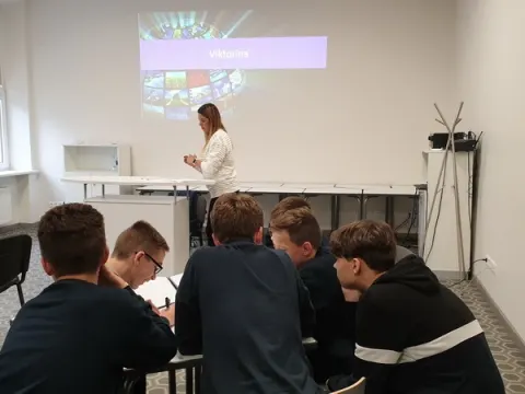 Edukacinė pamoka ,,Kaip veikia reklama”, nuotrauka 6