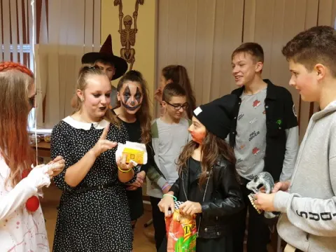 Į 8i klasės duris pabeldė Šiurpnaktis, nuotrauka 2