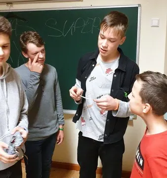 Į 8i klasės duris pabeldė Šiurpnaktis, nuotrauka 14