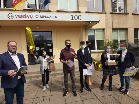 Sveikiname Nacionalinės jaunųjų bendrovių „eXpo“ konkurso laimėtojas – JB „Tirpstančios emocijos“ ir „Cotton Bees“!, nuotrauka 14