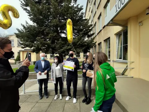 Sveikiname Nacionalinės jaunųjų bendrovių „eXpo“ konkurso laimėtojas – JB „Tirpstančios emocijos“ ir „Cotton Bees“!, nuotrauka 2