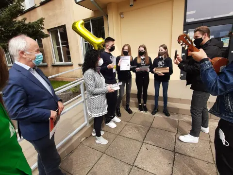 Sveikiname Nacionalinės jaunųjų bendrovių „eXpo“ konkurso laimėtojas – JB „Tirpstančios emocijos“ ir „Cotton Bees“!, nuotrauka 4
