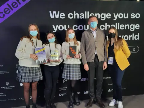 „Lietuvos Junior Achievement“ kalėdinė mugė: „Kalėdos grįžta: eXpo 2021“, nuotrauka 3
