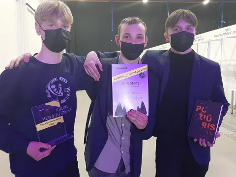 „Lietuvos Junior Achievement“ kalėdinė mugė: „Kalėdos grįžta: eXpo 2021“, nuotrauka 5