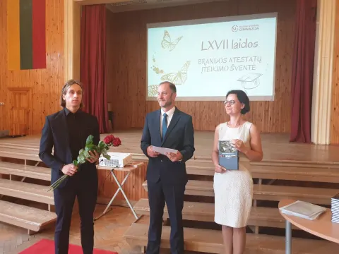 LXVII laidos brandos atestatų įteikimo šventė, nuotrauka 15