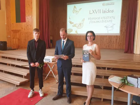 LXVII laidos brandos atestatų įteikimo šventė, nuotrauka 8