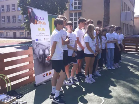 Tarptautinio projekto susitikimas Kauno Veršvų gimnazijoje, skatinantis tradicinių žaidimų ir sporto šakų atgaivinimą, nuotrauka 1