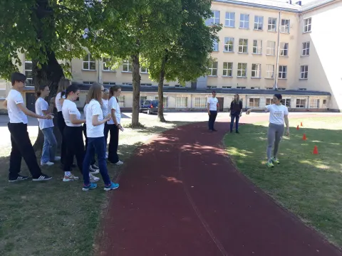 Tarptautinio projekto susitikimas Kauno Veršvų gimnazijoje, skatinantis tradicinių žaidimų ir sporto šakų atgaivinimą, nuotrauka 12