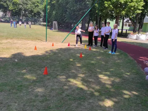 Tarptautinio projekto susitikimas Kauno Veršvų gimnazijoje, skatinantis tradicinių žaidimų ir sporto šakų atgaivinimą, nuotrauka 14