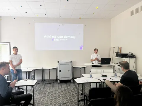 2 DIENOS = 50 V-VERSLAS PROJEKTŲ, nuotrauka 16