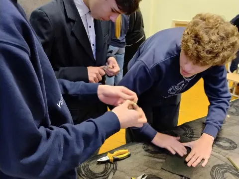 Edukacija “Juvelyrikos dirbtuvės. Susikurk autentišką papuošalą!“, nuotrauka 2
