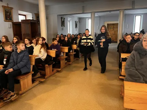 Tradicinės Šv.Mišios už gimnazijos bendruomenę, nuotrauka 7