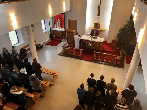 Tradicinės Šv.Mišios už gimnazijos bendruomenę, nuotrauka 8