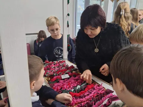 Kalėdinių dovanų gaudynės gimnazijoje, nuotrauka 8