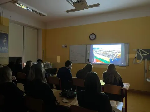 Sausio 13-osios minėjimas gimnazijoje, nuotrauka 9