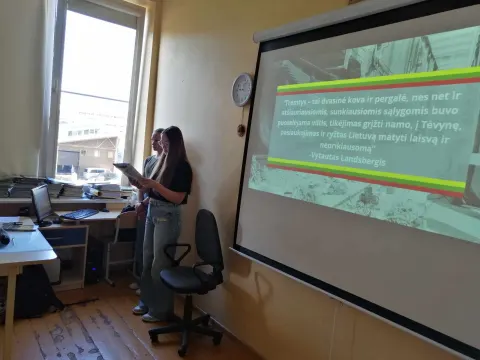 Pilietine iniciatyva “Traukinys į nežinią” paminėta Gedulo ir vilties diena, nuotrauka 10