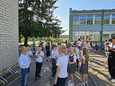 Kauno mokyklų 1–12 klasių mokinių socialinė akcija „Pūsk muilo burbulus, o ne tabako dūmus“, nuotrauka 7
