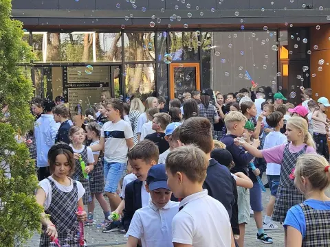 Kauno mokyklų 1–12 klasių mokinių socialinė akcija „Pūsk muilo burbulus, o ne tabako dūmus“, nuotrauka 18