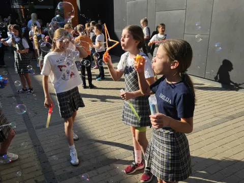 Kauno mokyklų 1–12 klasių mokinių socialinė akcija „Pūsk muilo burbulus, o ne tabako dūmus“, nuotrauka 19