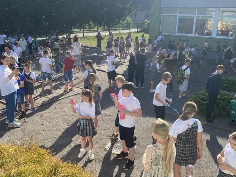 Kauno mokyklų 1–12 klasių mokinių socialinė akcija „Pūsk muilo burbulus, o ne tabako dūmus“, nuotrauka 23