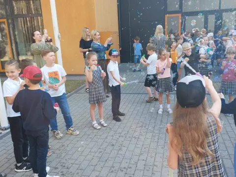 Kauno mokyklų 1–12 klasių mokinių socialinė akcija „Pūsk muilo burbulus, o ne tabako dūmus“, nuotrauka 28