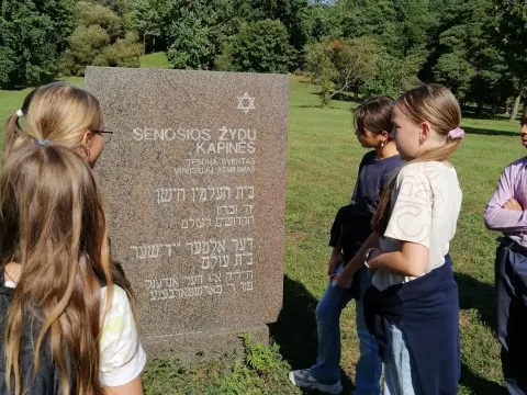 Atminties kelias –  Lietuvos žydų tautos genocido dienai atminti, nuotrauka 5