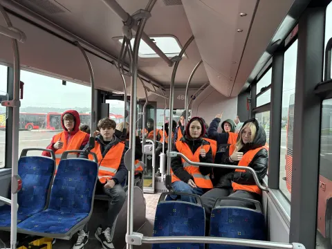 JA Šėšėliavimas, nuotrauka 2