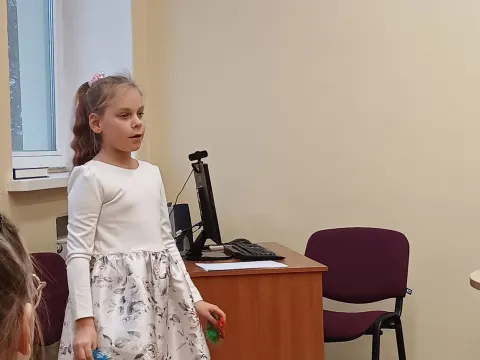 Anglų kalbos mintino deklamavimo konkursas Kauno mieste, nuotrauka 1
