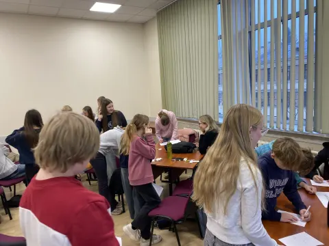 Svečiuose – mokiniai iš Estijos Tartu Raatuse Kool mokyklos, nuotrauka 1