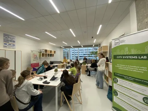 Svečiuose mokiniai iš Estijos Tartu Raatuse Kool mokyklos, nuotrauka 14