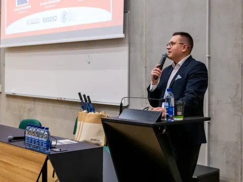 Tradicinis renginys “Verslumas nelygu verslui”, nuotrauka 4