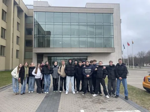 Edukacinis užsiėmimas ir ekskursija į Seimą, nuotrauka 4