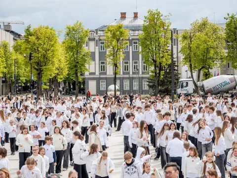 Festivalio „Japonijos dienos Kaune WA 2025“ Japoniško šokio „Suka-Dokkoi“ flashmob‘o akimirkos!, nuotrauka 7