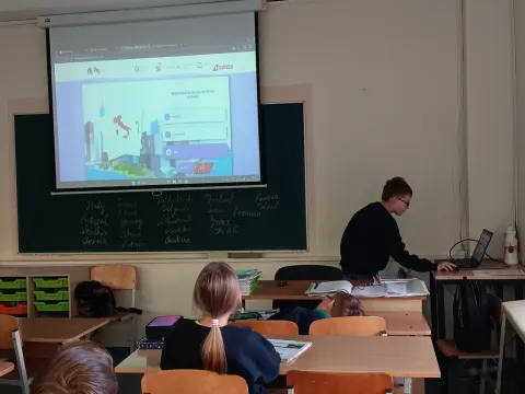 Europos kalbų dienos minėjimas Kauno Veršvų gimnazijos pradinėse klasėse, nuotrauka 18