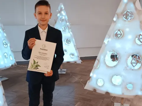 Anglų kalbos mintino deklamavimo konkursas Kauno mieste, nuotrauka 2