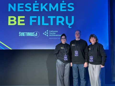 Gimnazijos direktoriaus Žilvino Damijonaičio patirtis Švietimo vadovų klubo mokymuose, nuotrauka 1