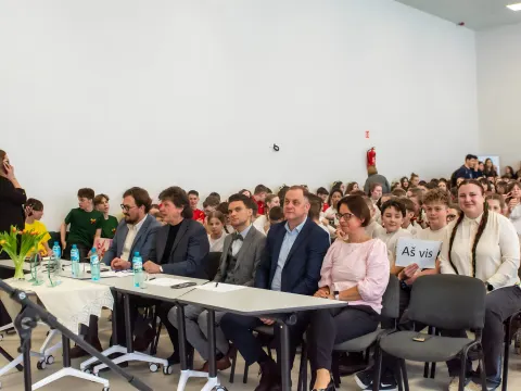 Chorų karai, nuotrauka 1
