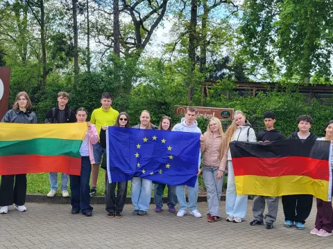 Mokiniai Vokietijoje gilinosi į gamtosaugos ir etikos klausimus: nuo zoologijos sodų iki klimato kaitos, nuotrauka 17